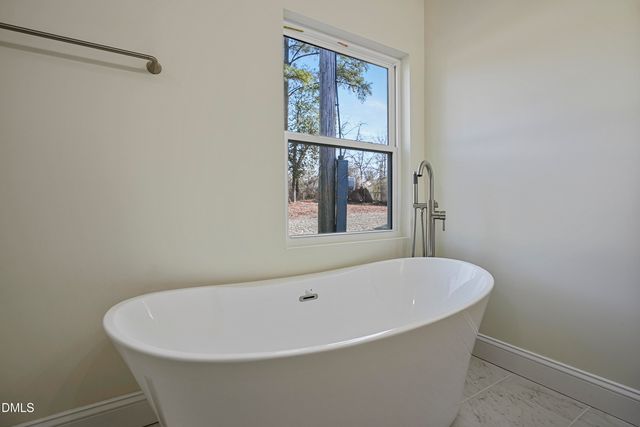 22176 N Carolina 24, Cameron, NC 28326