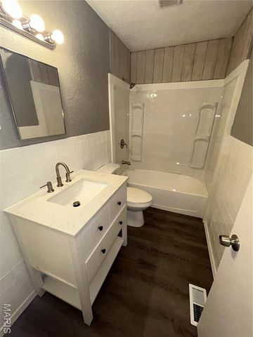 1417 Richard Drive, Cahokia, IL 62206