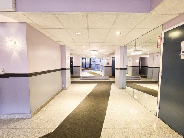 38-08 147 Street 4B, Flushing, NY 11354