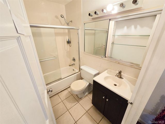 38-08 147 Street 4B, Flushing, NY 11354