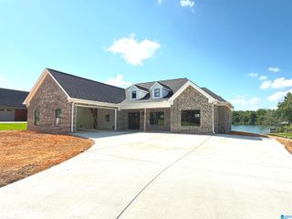 207 BERTIES PLACE, Odenville, AL 35120