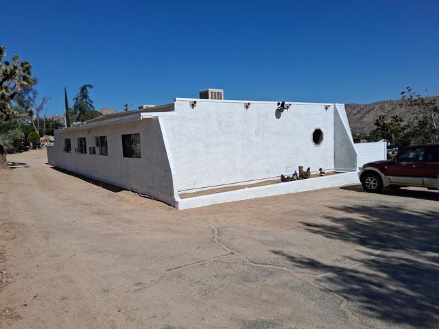 7772 Jemez Trail, Yucca Valley, CA 92284