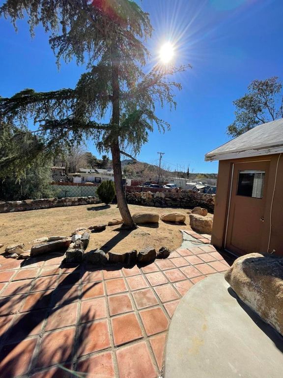 Image 55 of property listing at 7772 Jemez Trail, Yucca Valley, CA 92284