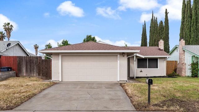 329 Redwood Ave, Tracy, CA 95376