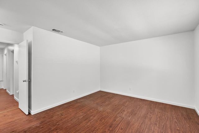 329 Redwood Ave, Tracy, CA 95376