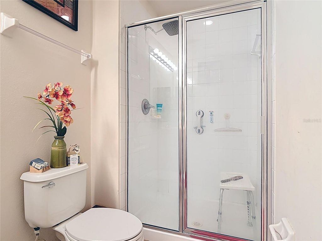 Image 39 of property listing at 219 VICTORIA COMMONS, Deland, FL 32724