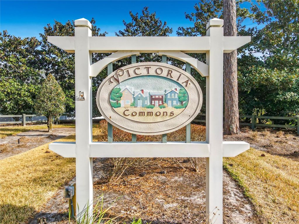 Image 52 of property listing at 219 VICTORIA COMMONS, Deland, FL 32724