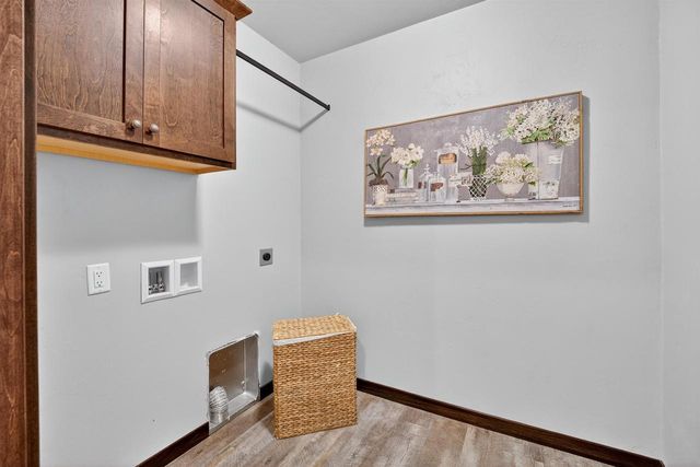 3759 E CALLALILLY LANE, Appleton, WI 54913