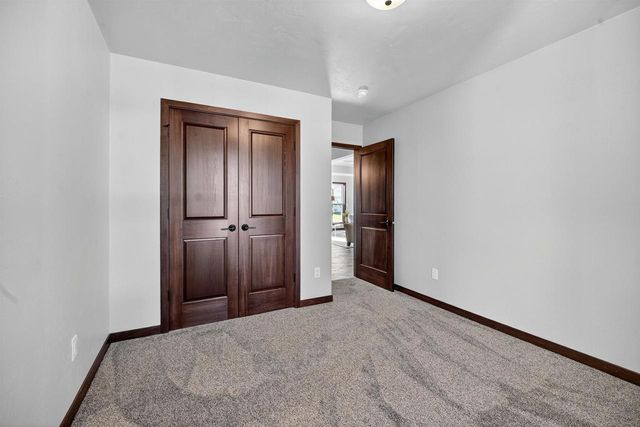 3759 E CALLALILLY LANE, Appleton, WI 54913