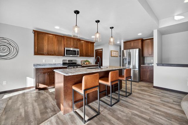 3759 E CALLALILLY LANE, Appleton, WI 54913