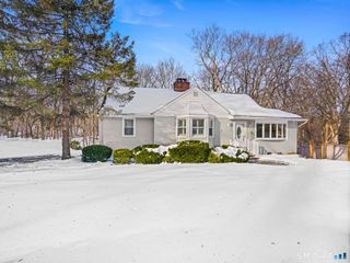37 Glen Avenue, Norwalk, CT 06850