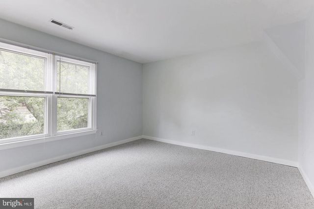 1759 N CLIFF ST, Alexandria, VA 22301