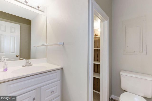 1759 N CLIFF ST, Alexandria, VA 22301