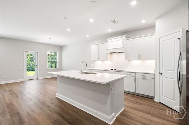 114 Chatham Lane, Richmond Hill, GA 31324