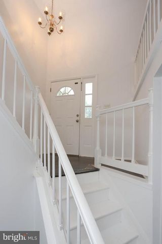 225 PENNSYLVANIA AVE, Pasadena, MD 21122