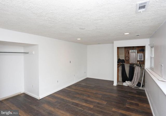 225 PENNSYLVANIA AVE, Pasadena, MD 21122