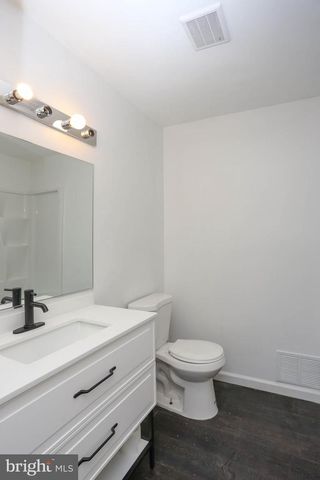 225 PENNSYLVANIA AVE, Pasadena, MD 21122