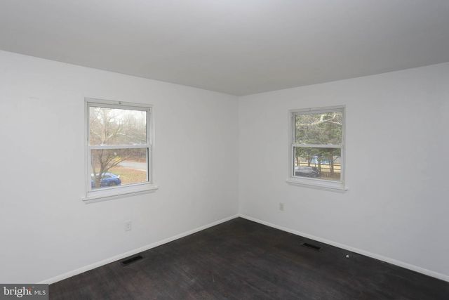 225 PENNSYLVANIA AVE, Pasadena, MD 21122