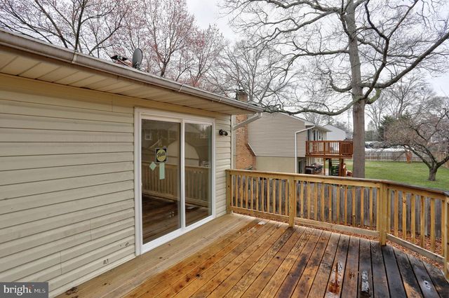 225 PENNSYLVANIA AVE, Pasadena, MD 21122