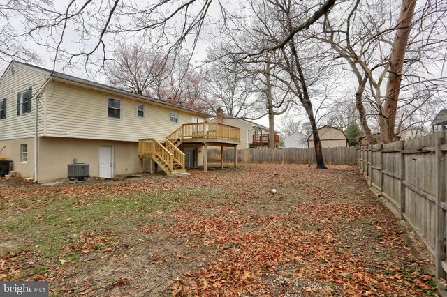 225 PENNSYLVANIA AVE, Pasadena, MD 21122