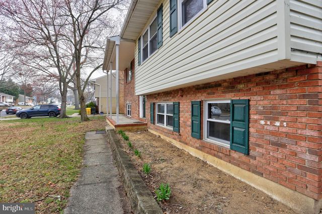 225 PENNSYLVANIA AVE, Pasadena, MD 21122