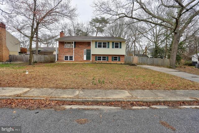 225 PENNSYLVANIA AVE, Pasadena, MD 21122