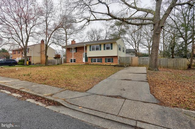 225 PENNSYLVANIA AVE, Pasadena, MD 21122