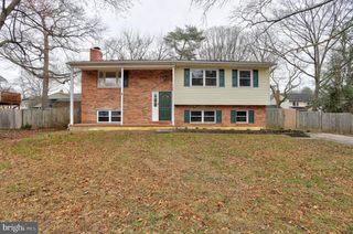 225 PENNSYLVANIA AVE, Pasadena, MD 21122