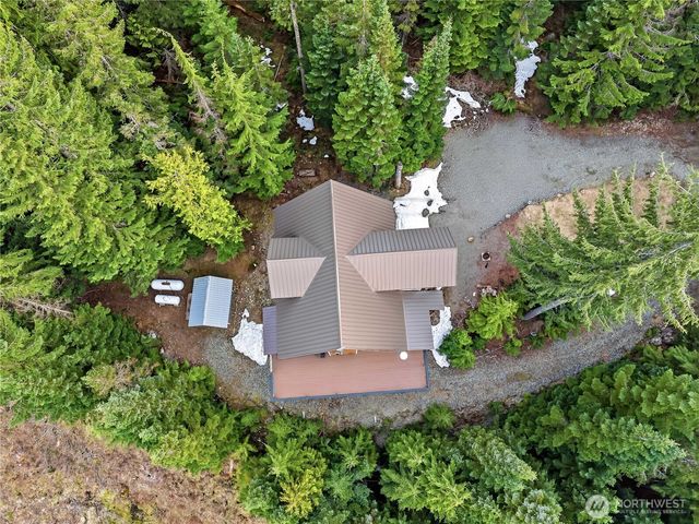 320 Lakeview Way, Easton, WA 98925