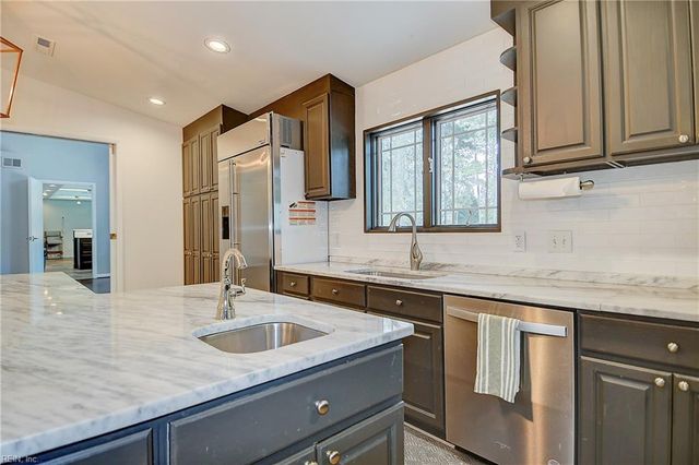 920 Cardinal RD, Virginia Beach, VA 23451