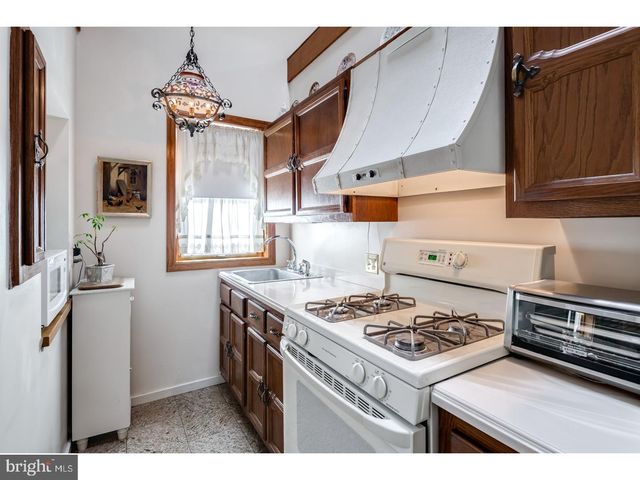 626 S 7TH ST, Philadelphia, PA 19147