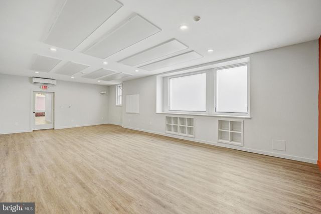 626 S 7TH ST, Philadelphia, PA 19147
