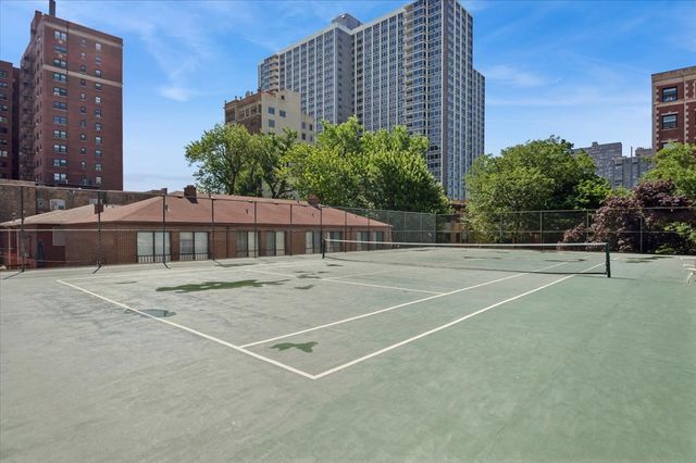 4343 N Clarendon Avenue 1809, Chicago, IL 60613