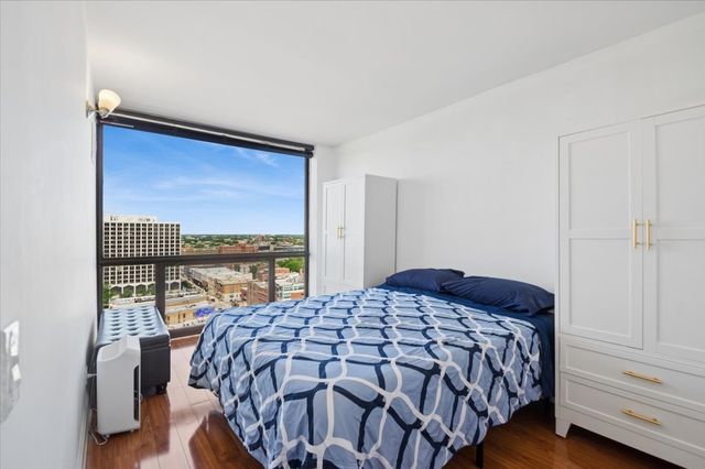 4343 N Clarendon Avenue 1809, Chicago, IL 60613