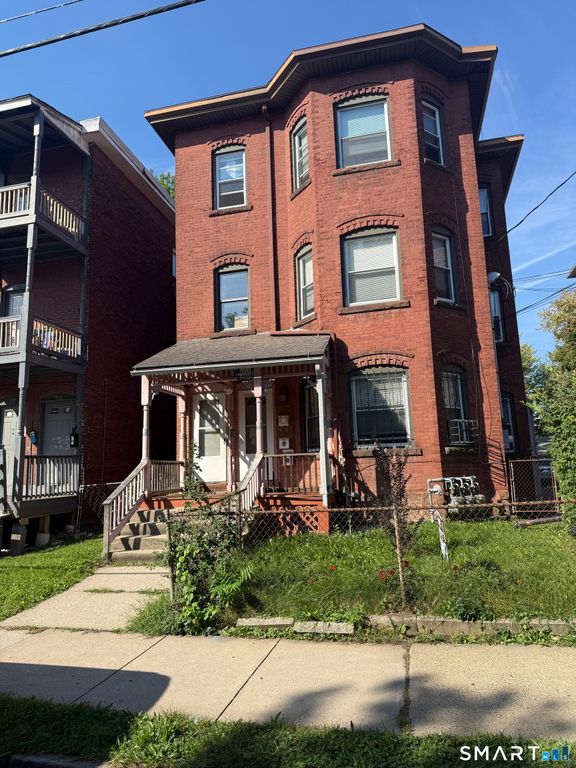 107 Hungerford Street 2nd Floor, Hartford, CT 06106
