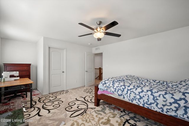11715 Beacon Ct, Louisville, KY 40299