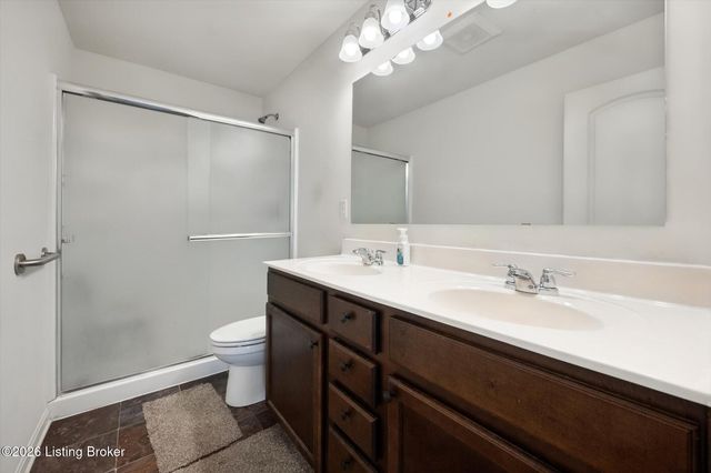 11715 Beacon Ct, Louisville, KY 40299
