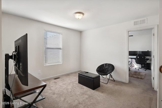 11715 Beacon Ct, Louisville, KY 40299