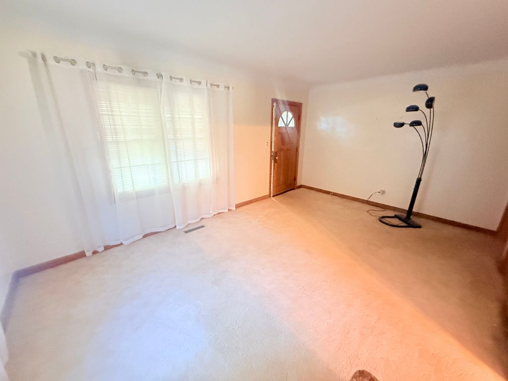 1679 Nevada Avenue E, Saint Paul, MN 55106 — photo 4