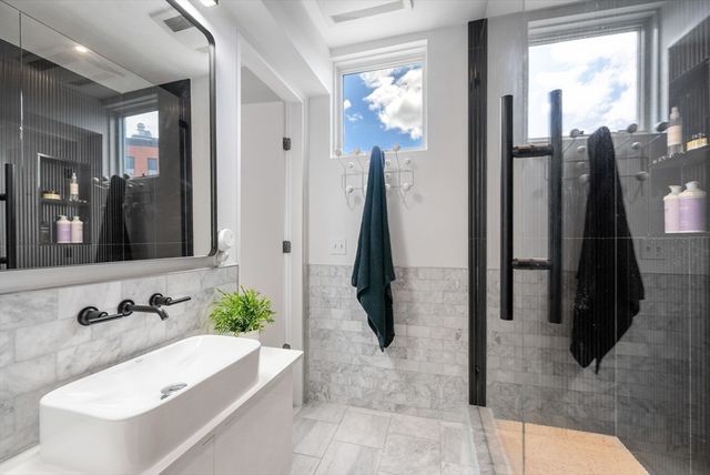 3 Dorchester 3J, Boston, MA 02127