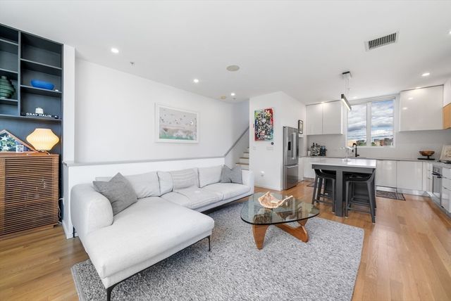 3 Dorchester 3J, Boston, MA 02127