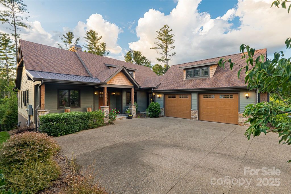 50 Hallett Court, Asheville, NC 28803