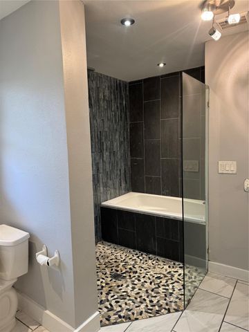 7526 Dearborn Street, Houston, TX 77055