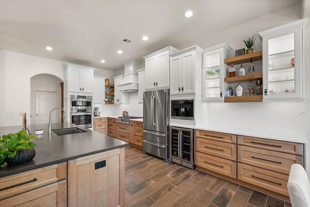 3200 Drake Crest Drive, Edmond, OK 73034