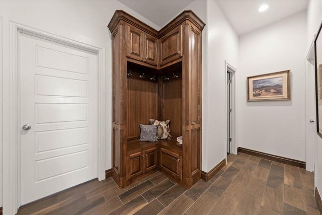 3200 Drake Crest Drive, Edmond, OK 73034