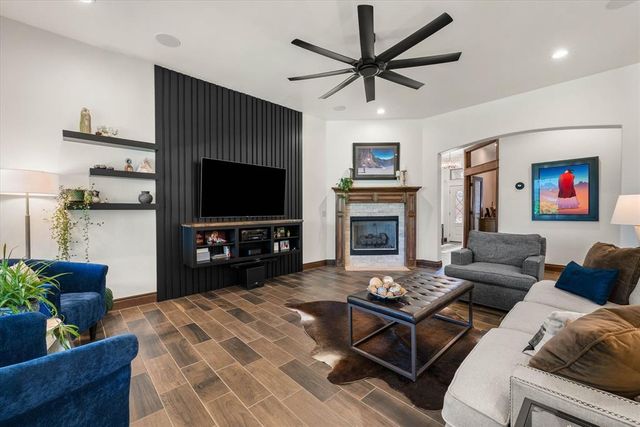 3200 Drake Crest Drive, Edmond, OK 73034