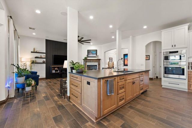3200 Drake Crest Drive, Edmond, OK 73034