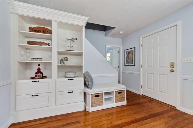 403 Country Way, Scituate, MA 02066