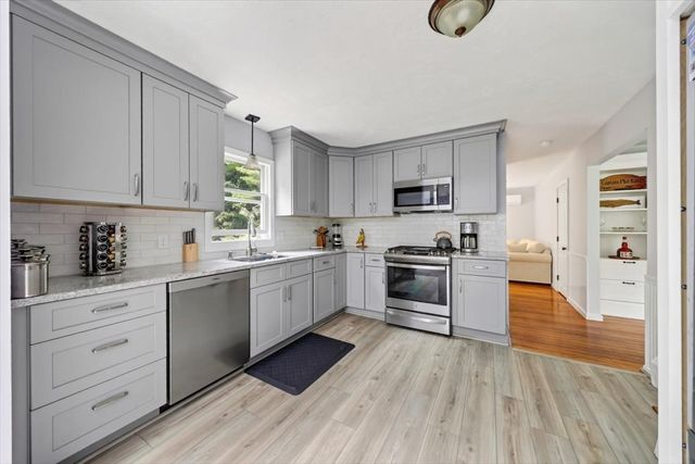 403 Country Way, Scituate, MA 02066