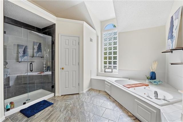 11403 W 115th Street, Overland Park, KS 66210